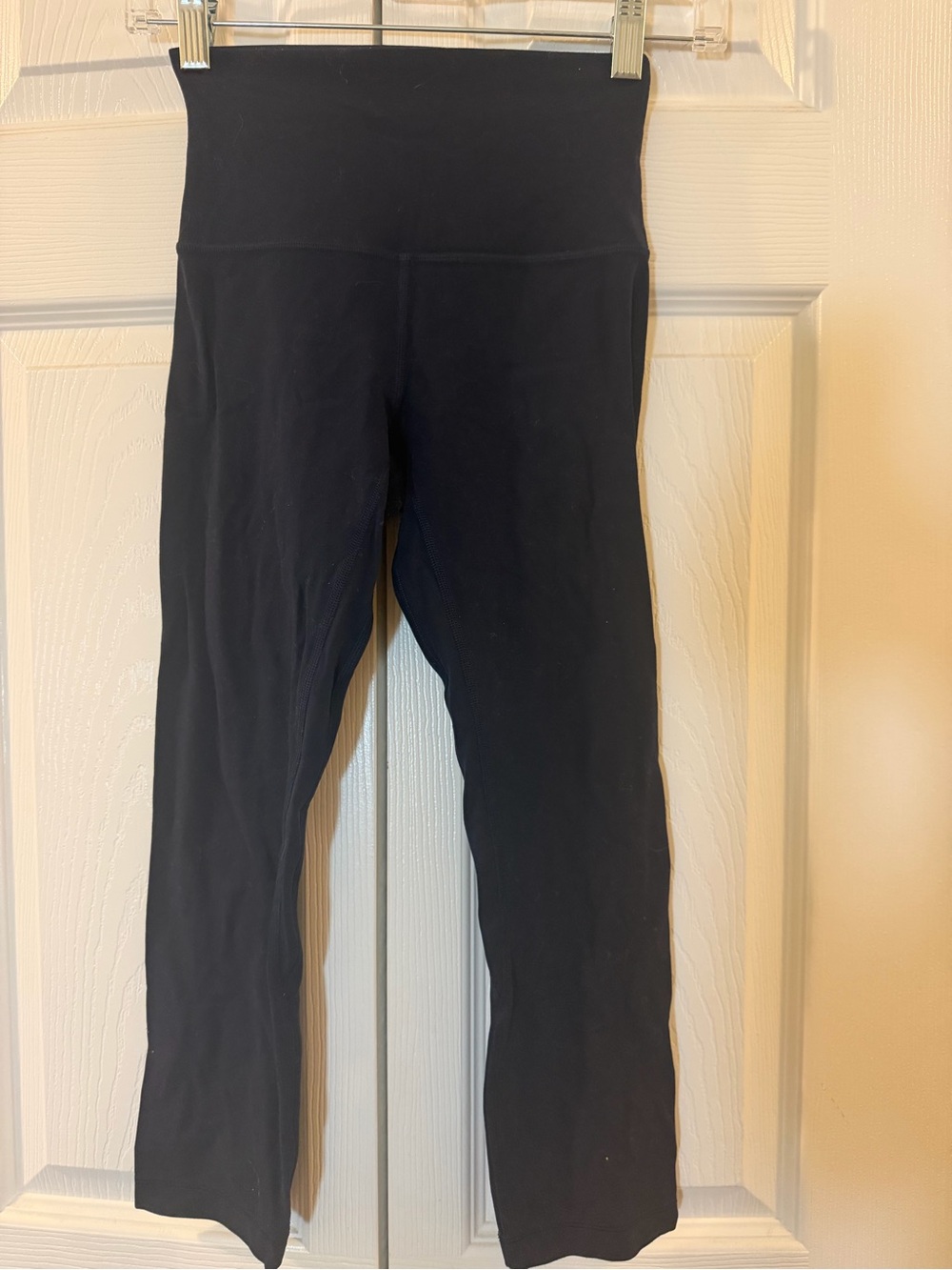 Lululemon High-Waist Black crop Leggings